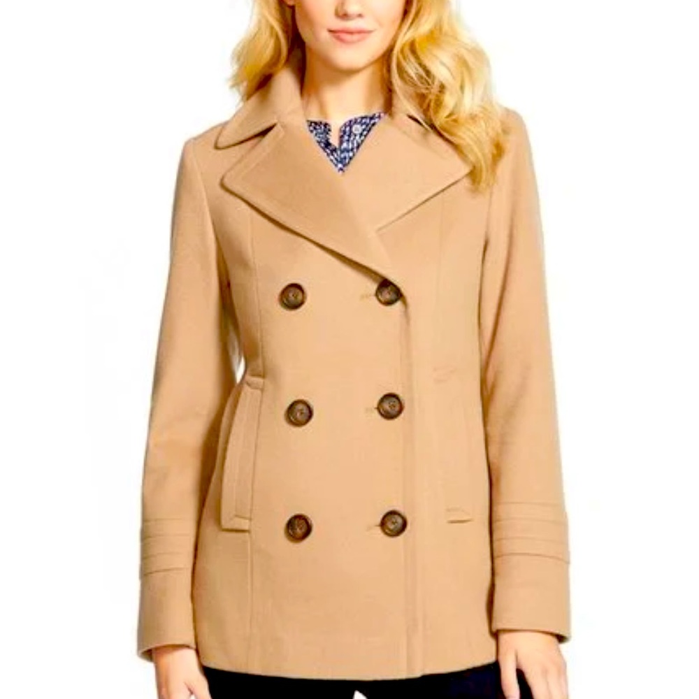 100% Cashmere pea coat in classic camel. Timeless and chic.